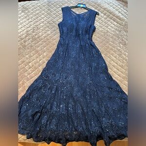 Navy blue formal dress, long dress, sleeveless, nice, wedding, prom, ……